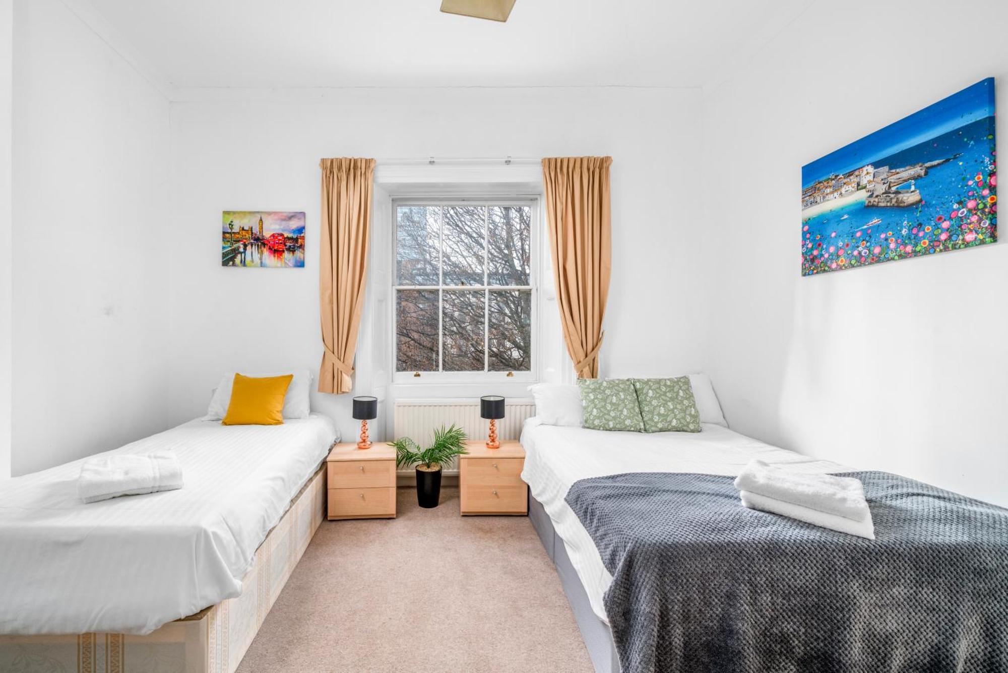 Canary Wharf - Spacious Near Excel Exhibition Centre, O2 Arena, Airport, Free Parking & Wifi Appartamento *